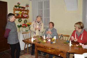 Šopki iz krep papirja polepšali prostore 2